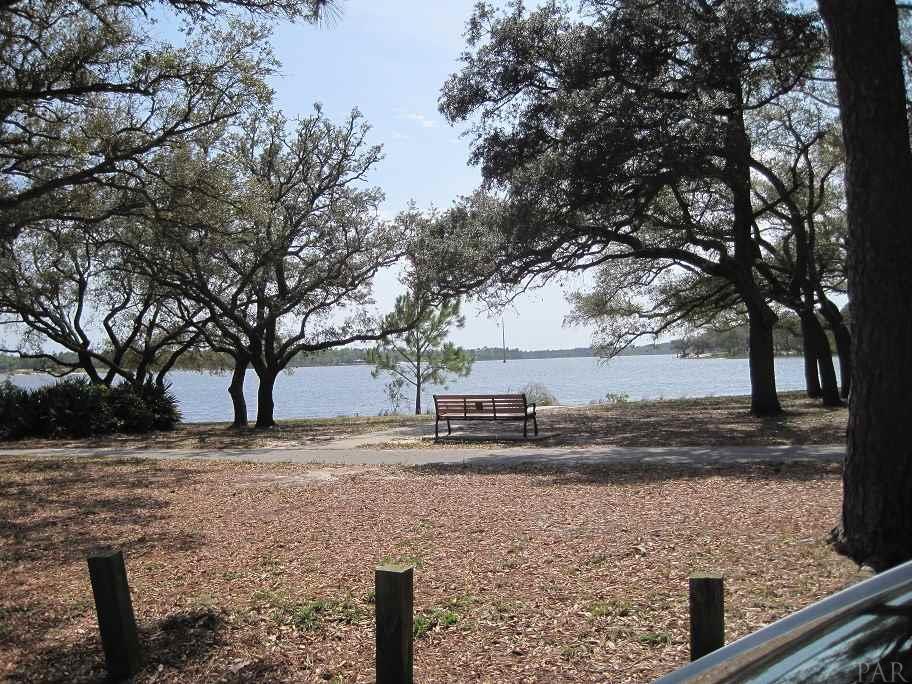 201 Southeast Gilliland Road Pensacola, FL 32507 - Photo 7 of 9