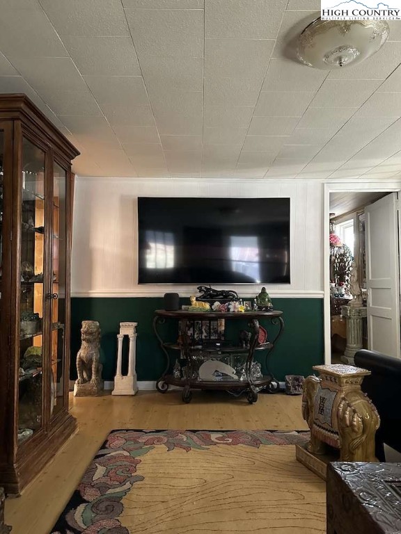 333 Mt Zion Road Deep Gap, NC 28618 - Photo 13 of 25 a living room with furniture and a flat screen tv