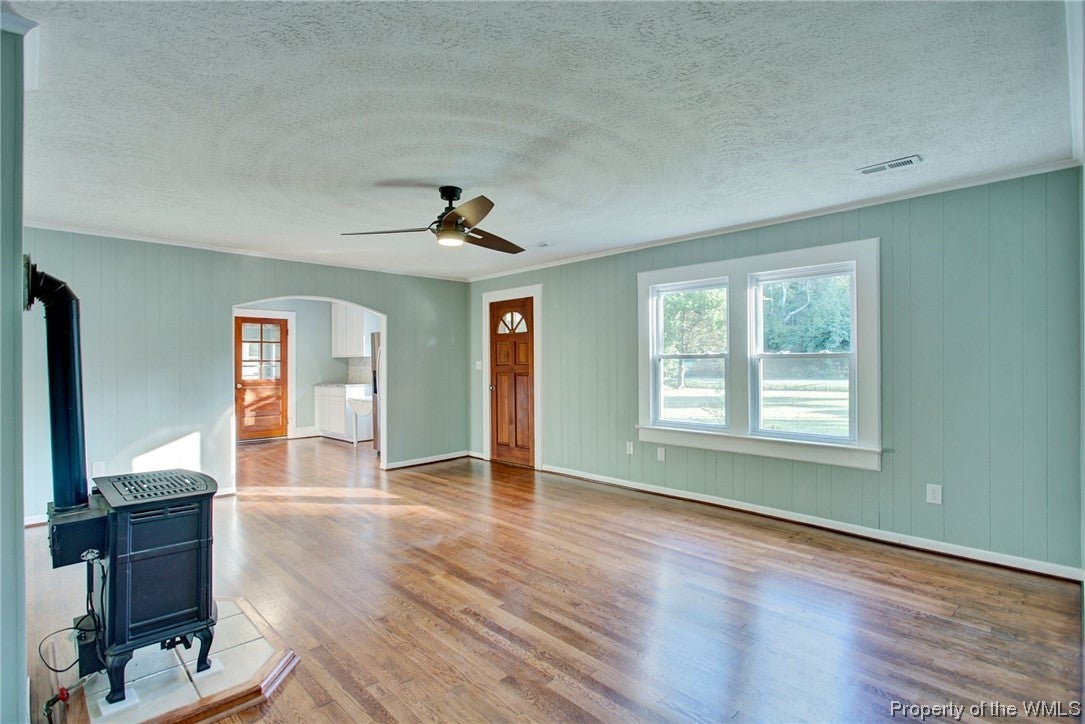 8153 Guinea Road Hayes, VA 23072 - Photo 10 of 37 Gallery Image 10