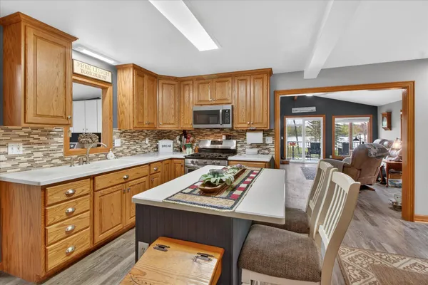 $400,000 | 4961 Almy Road, Six Lakes, MI 48886