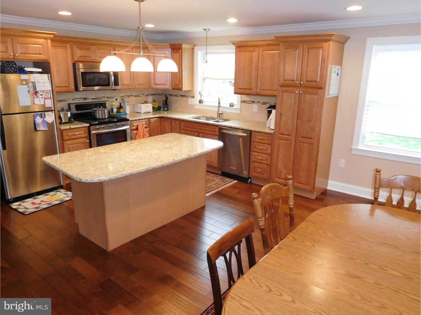 640 West Rolling Road Springfield, PA 19064 - Photo 6 of 21