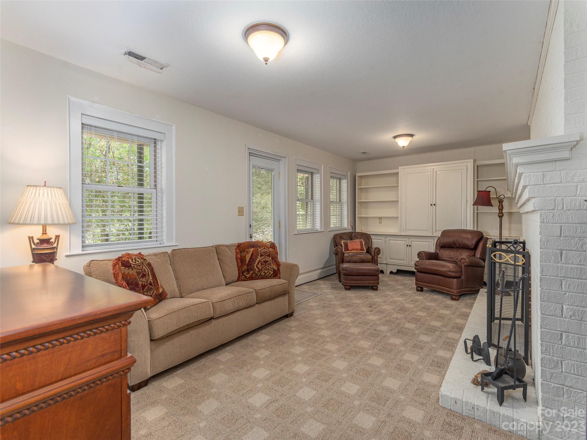 191 Highland Road Waynesville, NC 28786 - Photo 14 of 25 Gallery Image 14