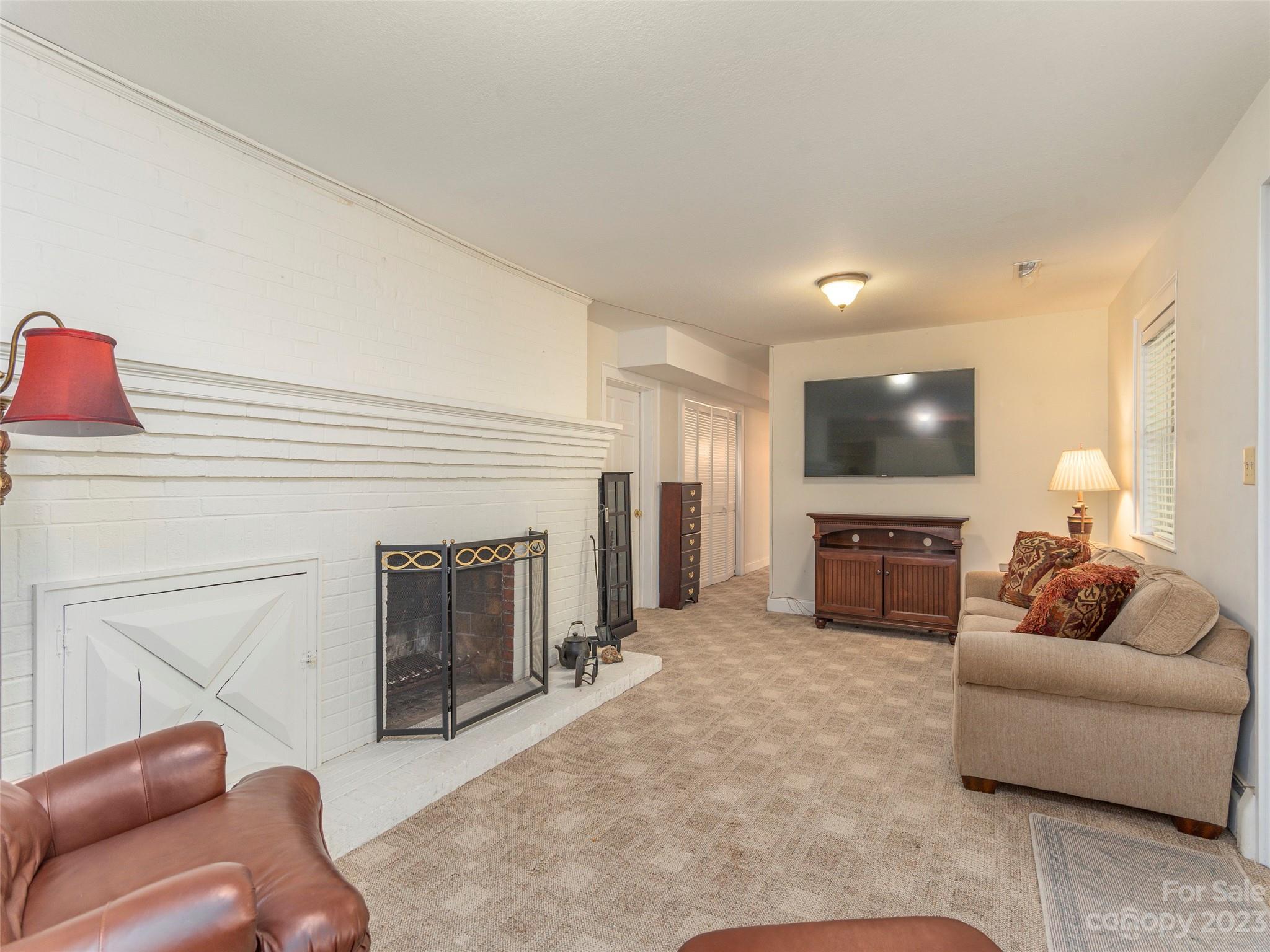191 Highland Road Waynesville, NC 28786 - Photo 15 of 25 Gallery Image 15
