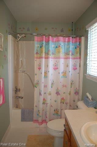 1952 Grace Avenue Rochester, MI 48309 - Photo 14 of 18 bath2