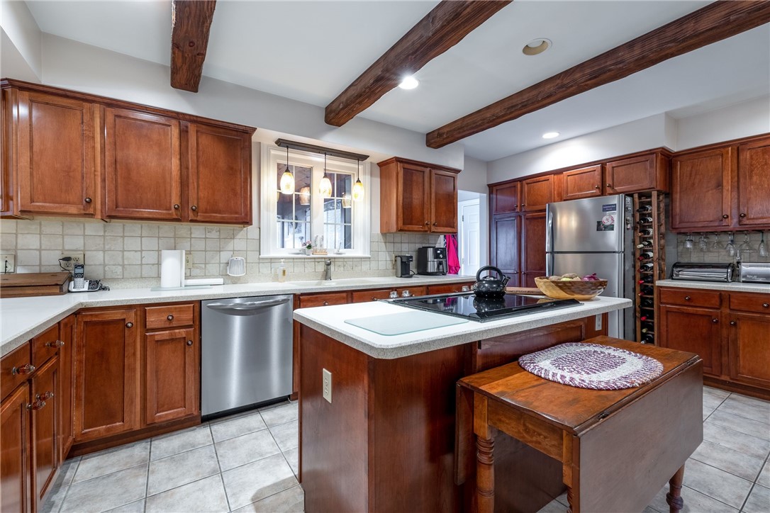 30 Burnt Swamp Road Cumberland, RI 02864 - Photo 15 of 38