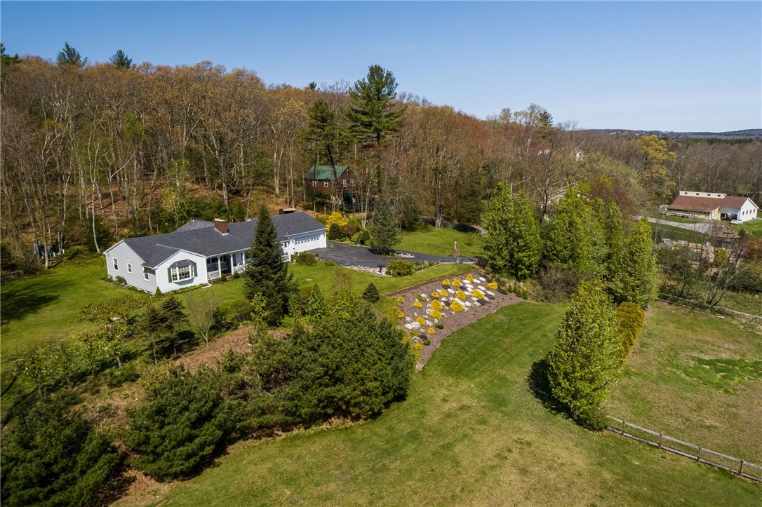 30 Burnt Swamp Road Cumberland, RI 02864 - Photo 4 of 38