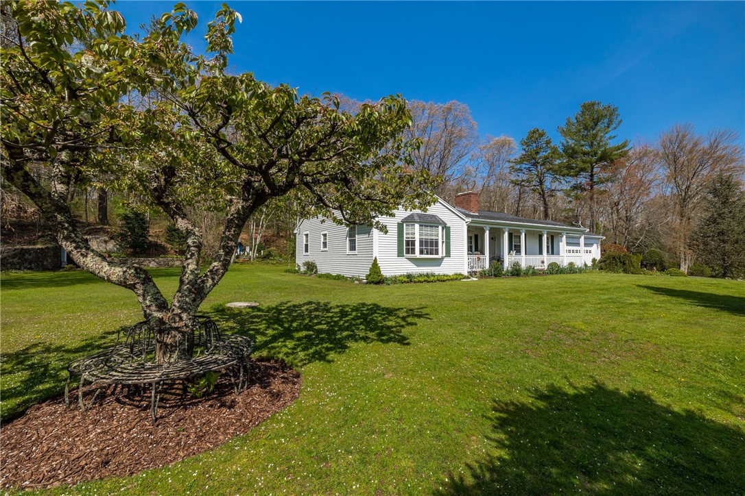 30 Burnt Swamp Road Cumberland, RI 02864 - Photo 8 of 38