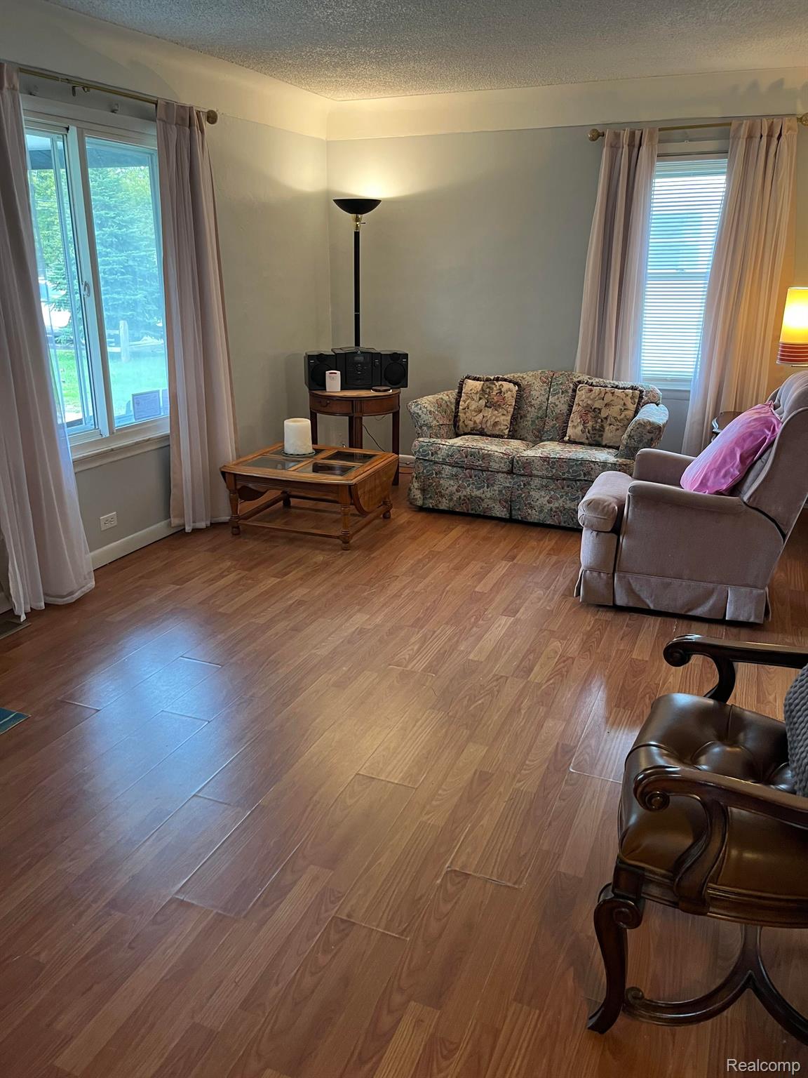 28445 Ecorse Road Romulus, MI 48174 - Photo 8 of 18 Gallery Image 8