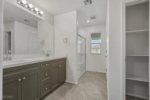 $2,250 | 1180 Heliodor Avenue, Henderson, NV 89011