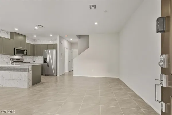 $2,250 | 1180 Heliodor Avenue, Henderson, NV 89011