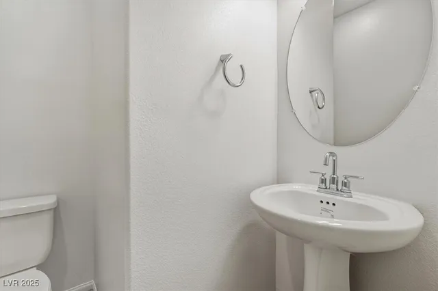 $2,325 | 1180 Heliodor Avenue, Henderson, NV 89011