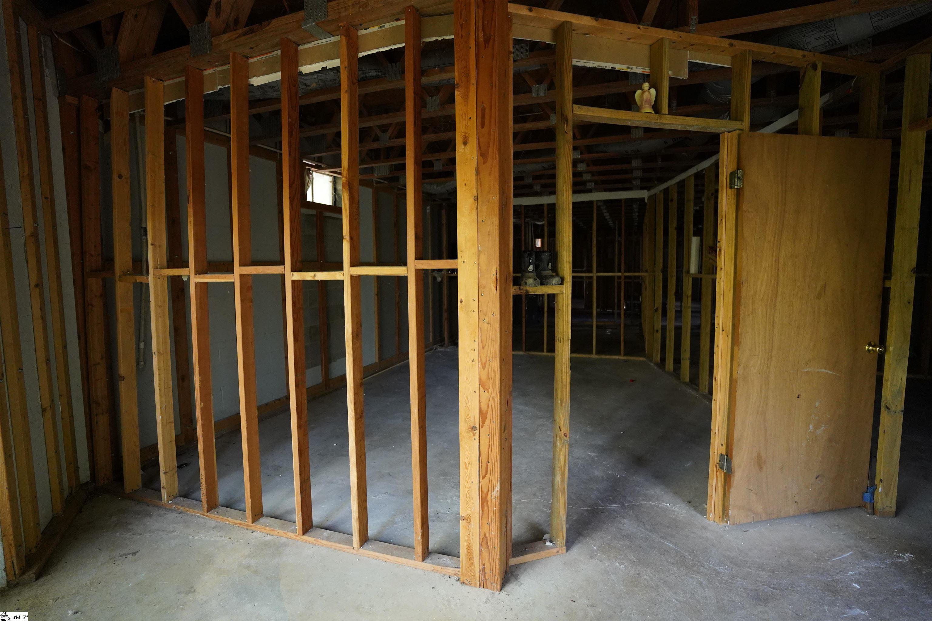 660 State Rd S-42-423 Enoree, SC 29335 - Photo 17 of 27