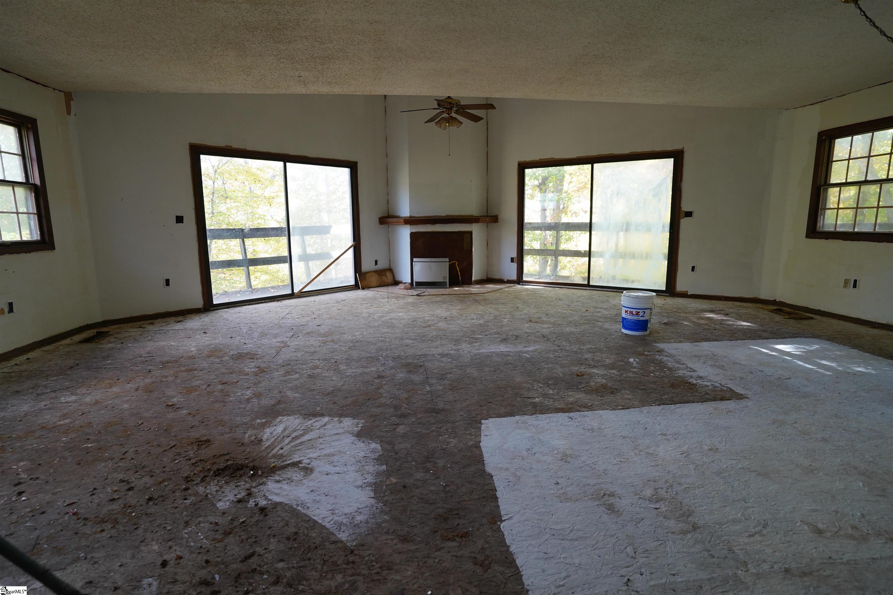 660 State Rd S-42-423 Enoree, SC 29335 - Photo 7 of 27