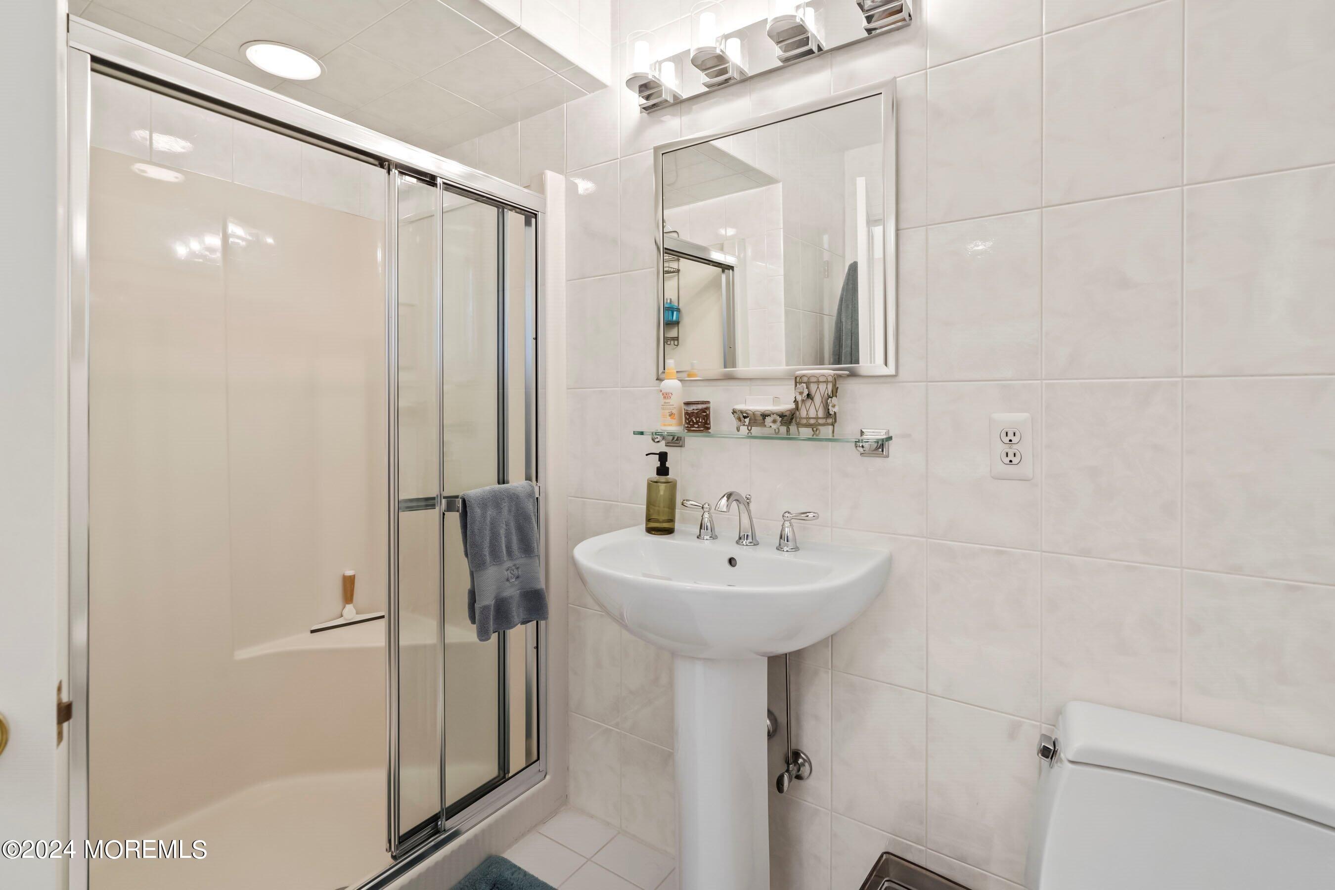 2417 Riverside Terrace Manasquan, NJ 08736 - Photo 28 of 80 35-Bath 1