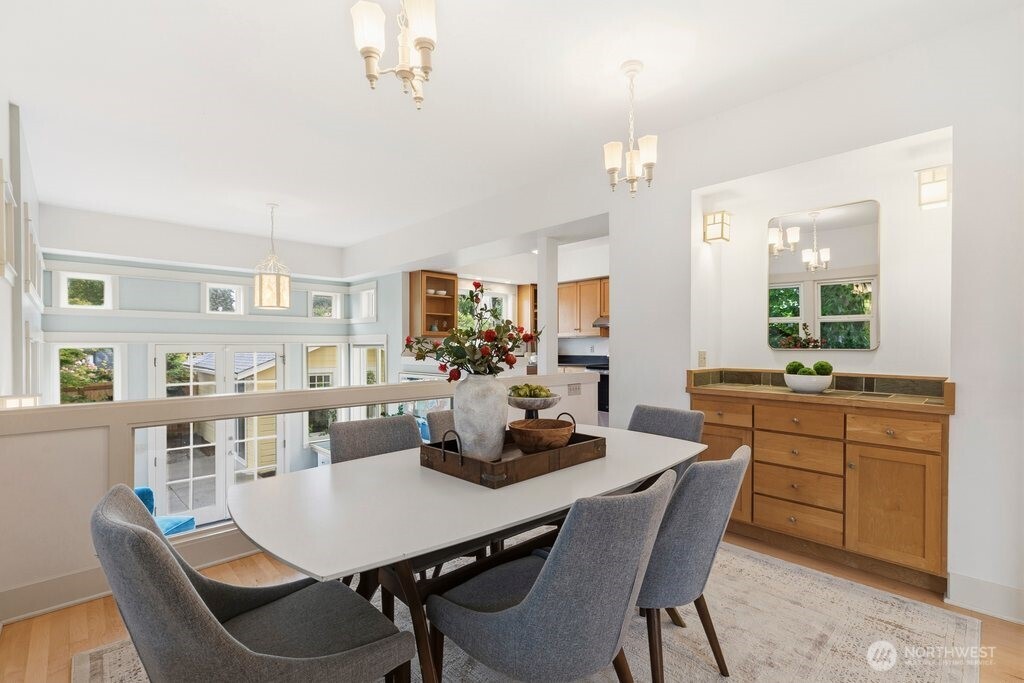 108 North 54th Street Seattle, WA 98103 - Photo 6 of 36