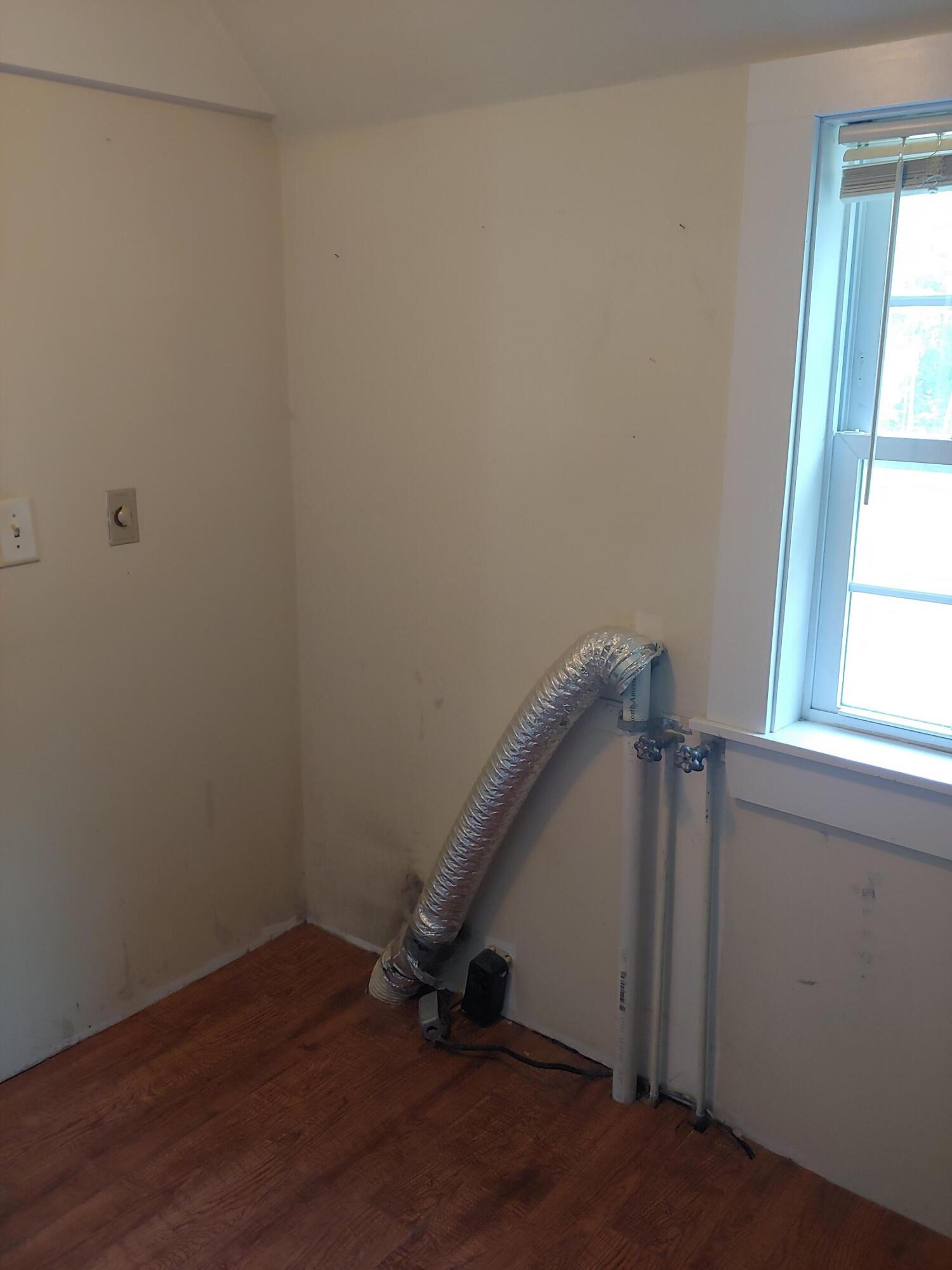 106 Meadowhill Road Manchester, ME 04351 - Photo 11 of 34 0627211110a_HDR