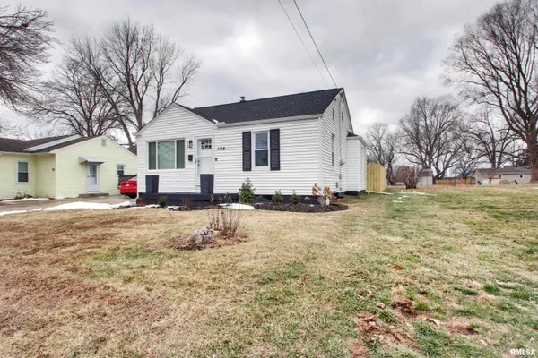 $155,000 | 1118 South 16th Street, Quincy, IL 62301