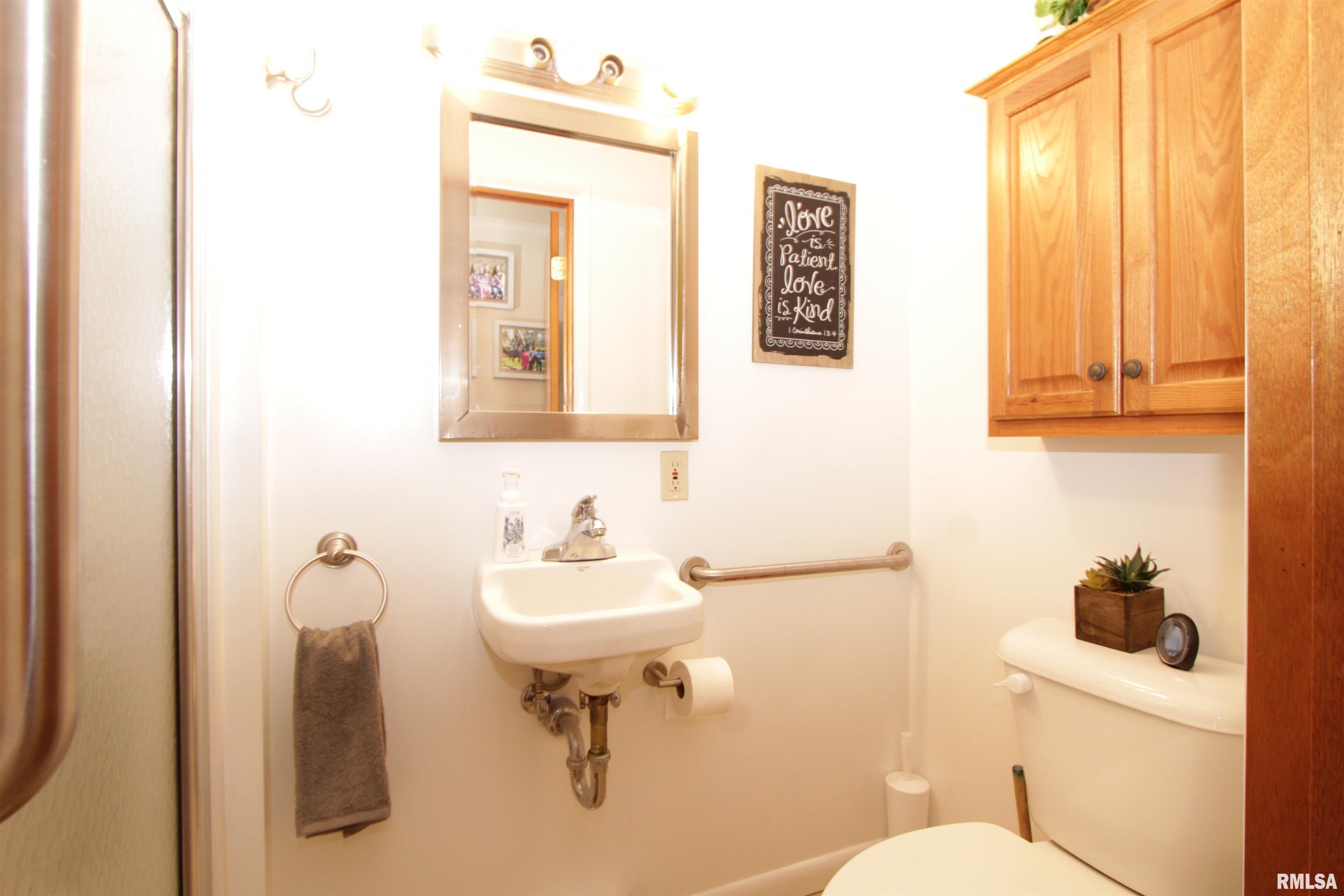 729 Schick Road Clinton, IA 52732 - Photo 9 of 23 Gallery Image 9