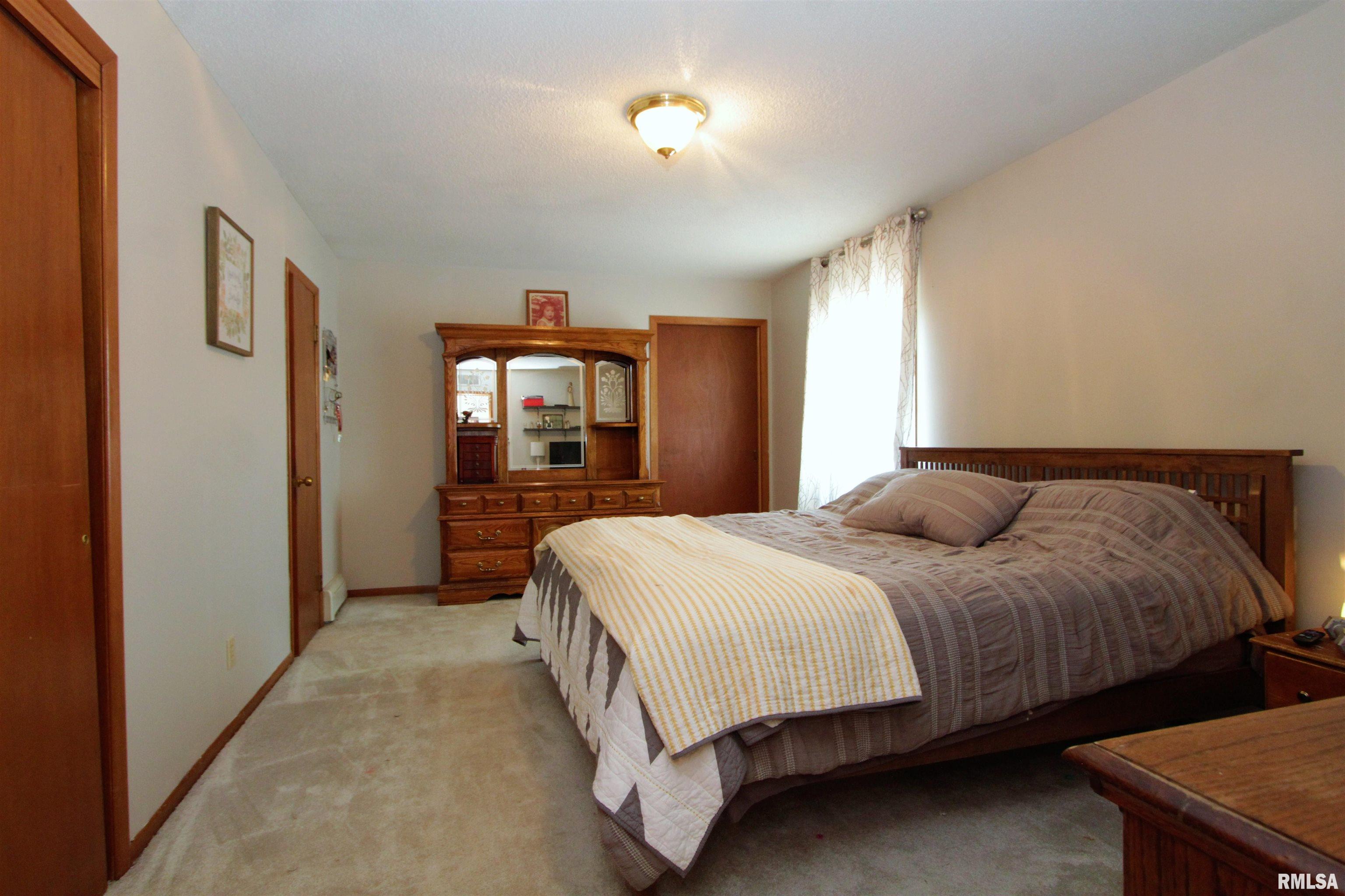 729 Schick Road Clinton, IA 52732 - Photo 10 of 23 Gallery Image 10