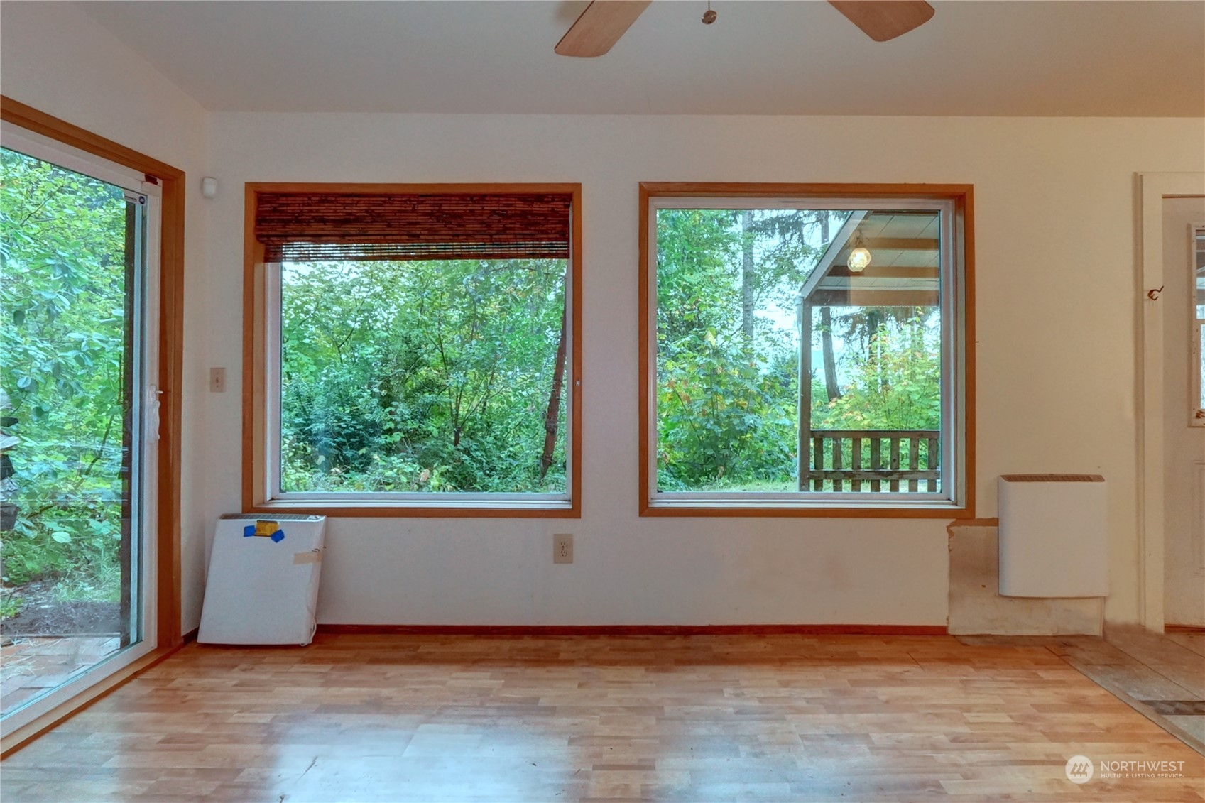 564 Northeast Gladwin Road Belfair, WA 98528 - Photo 7 of 21 Gallery Image 7