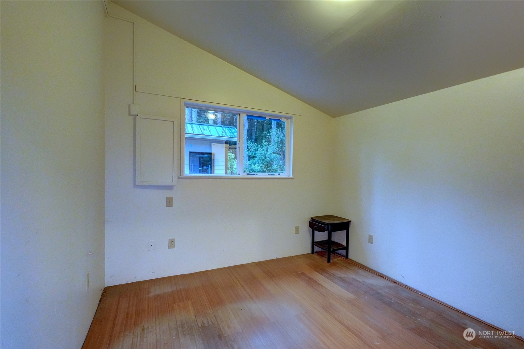 564 Northeast Gladwin Road Belfair, WA 98528 - Photo 10 of 21 Gallery Image 10