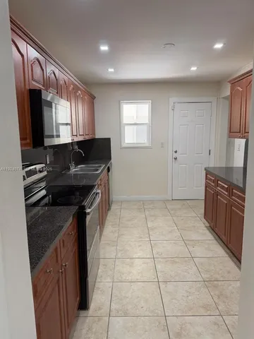 $4,750 | 19810 Holiday Road, Cutler Bay, FL 33157