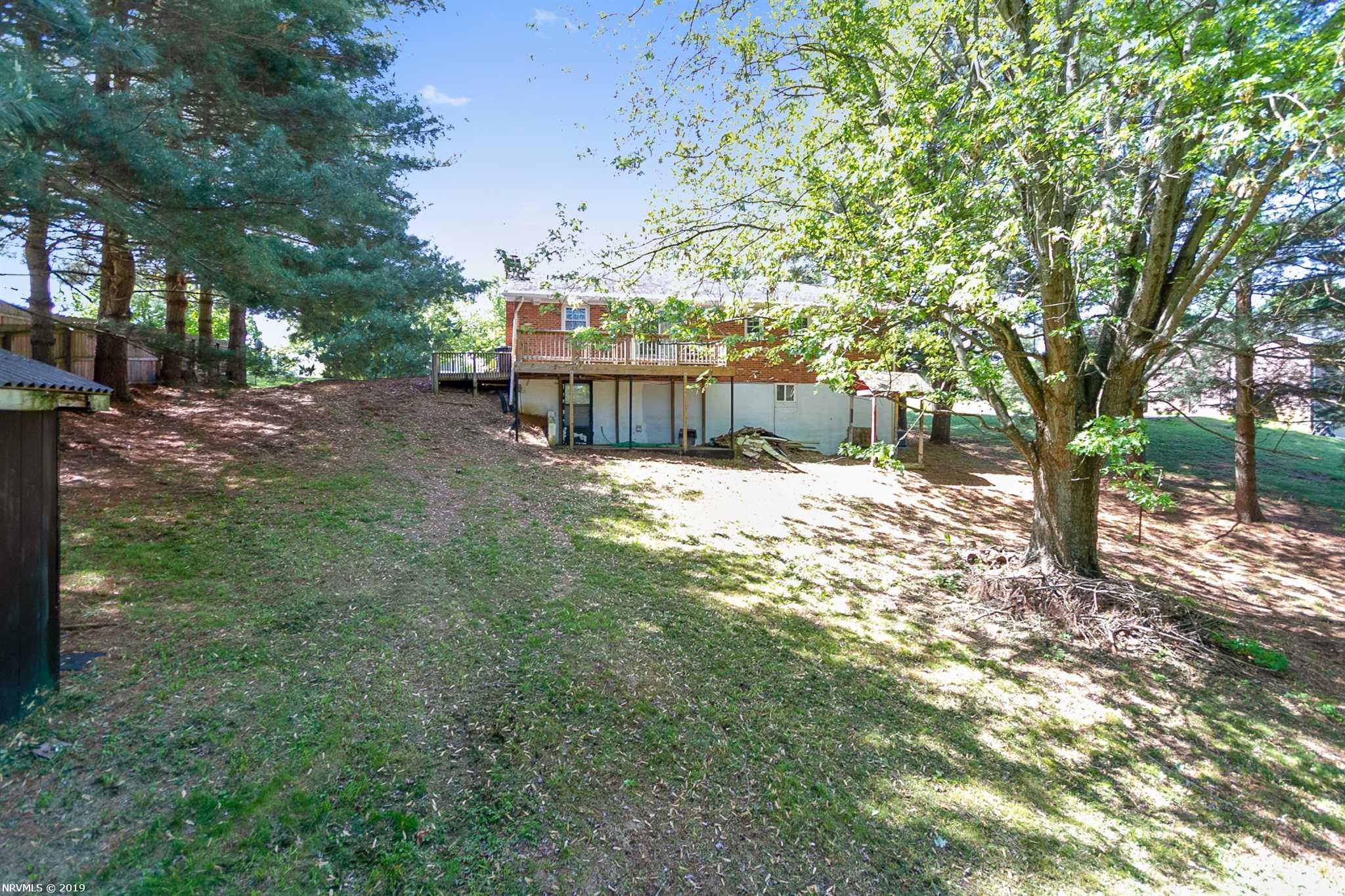 4035 Bains Chapel Road Radford, VA 24141 - Photo 38 of 39 Gallery Image 38