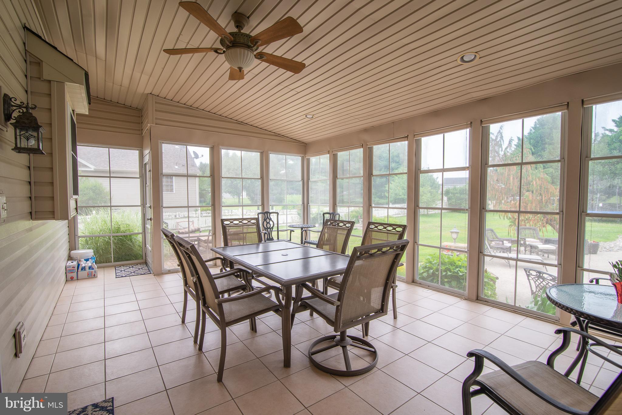 29 Clover Ridge Drive Mickleton, NJ 08056 - Photo 9 of 32 Three season room off kitchen