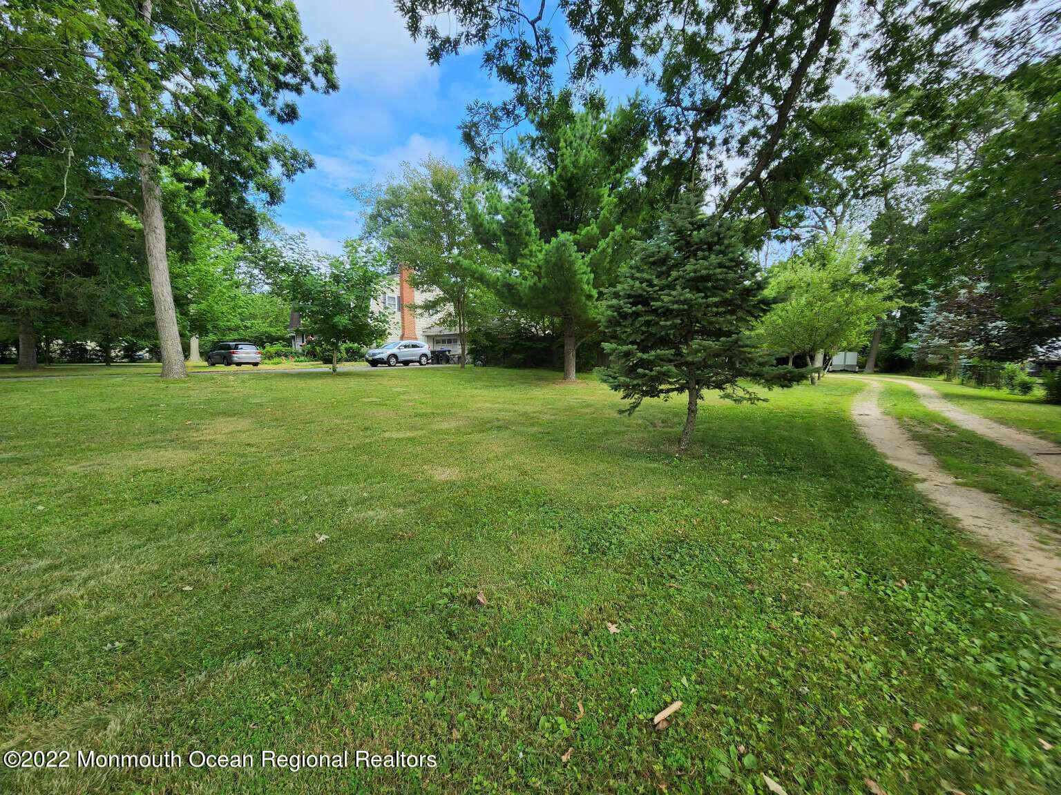 2609 Woolley Road Wall, NJ 07719 - Photo 3 of 5 Draper.3