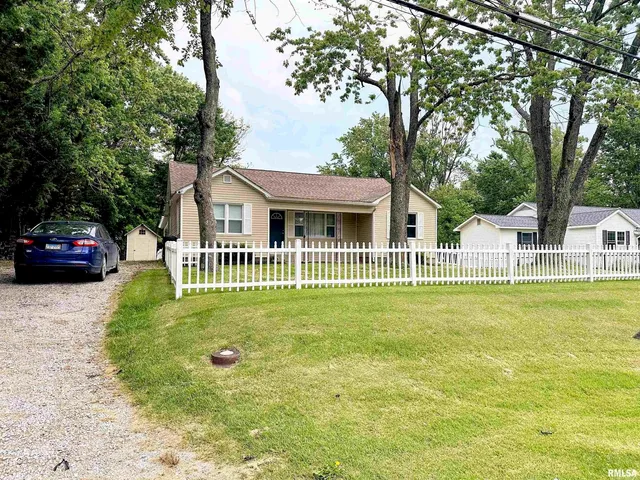 $144,900 | 501 Cedar Creek Road, Makanda, IL 62958