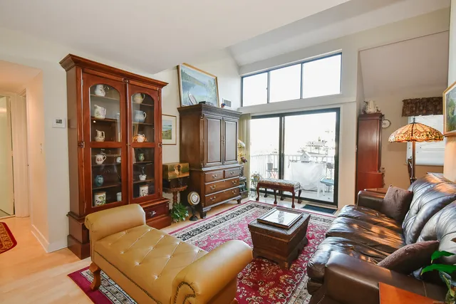 $1,700 | 37 Brookwood Drive, Unit G, Rocky Hill, CT 06067