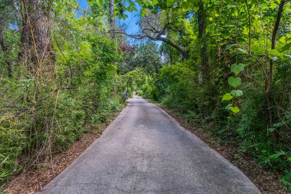 $1,850 | 422 Nursery Road, Spring, TX 77380