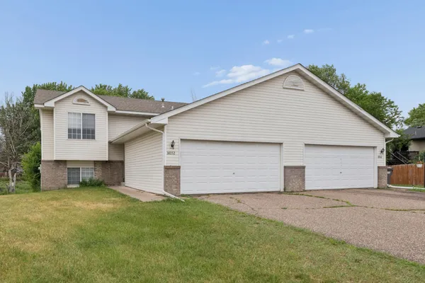 $235,000 | 38052 Greenway Avenue, North Branch, MN 55056