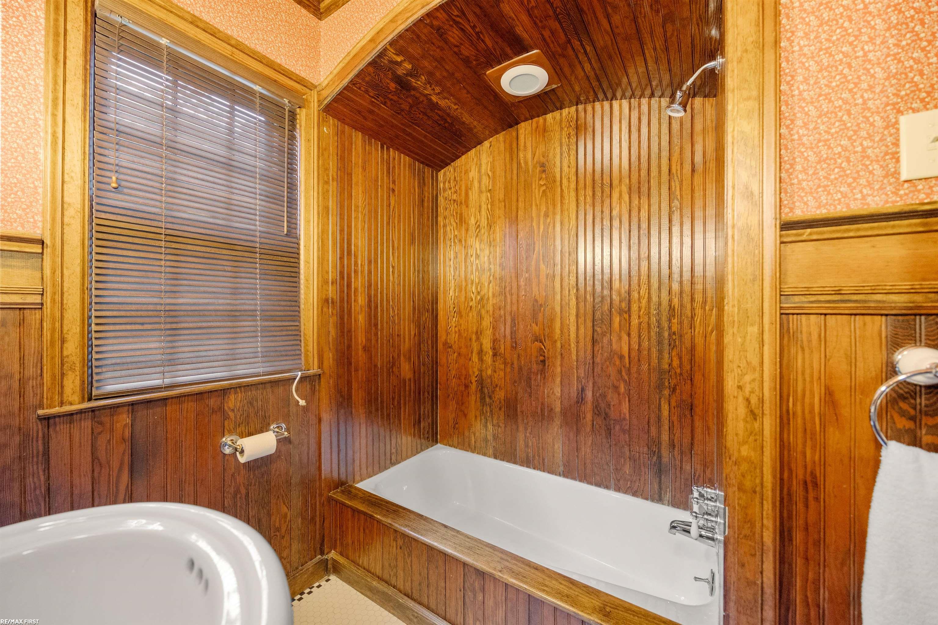 59 Mapleton Road Grosse Pointe Farms, MI 48236 - Photo 21 of 44