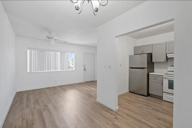 $1,650 | 6289 Lear Drive, Unit 205, Lake Worth, FL 33462