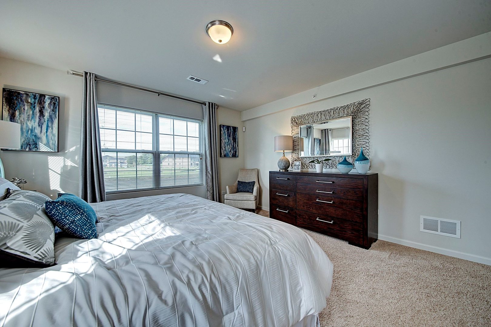 4218 Pond Willow Road Naperville, IL 60564 - Photo 9 of 13