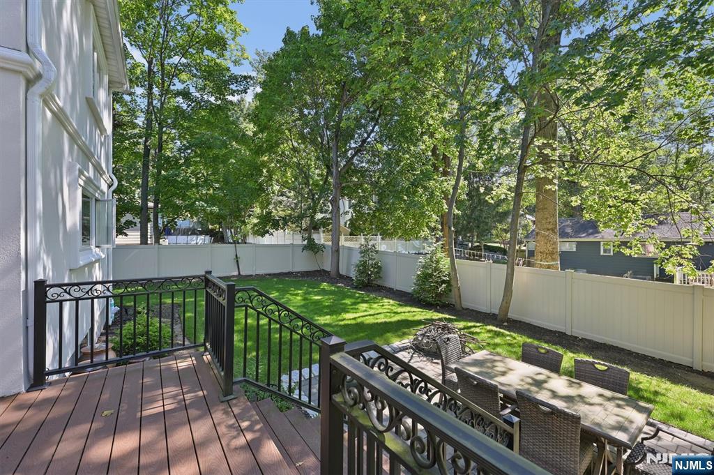 8 Ranch Lane Closter, NJ 07624 - Photo 34 of 38 Gallery Image 34