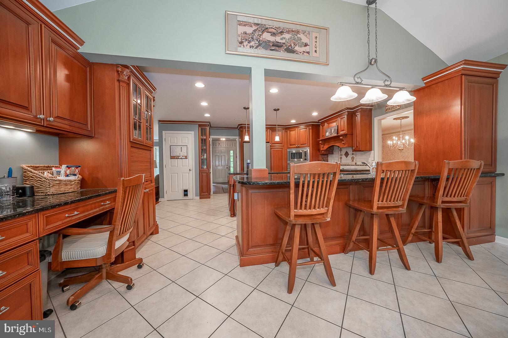 274 Watch Hill Road Exton, PA 19341 - Photo 19 of 58 Breakfast Bar