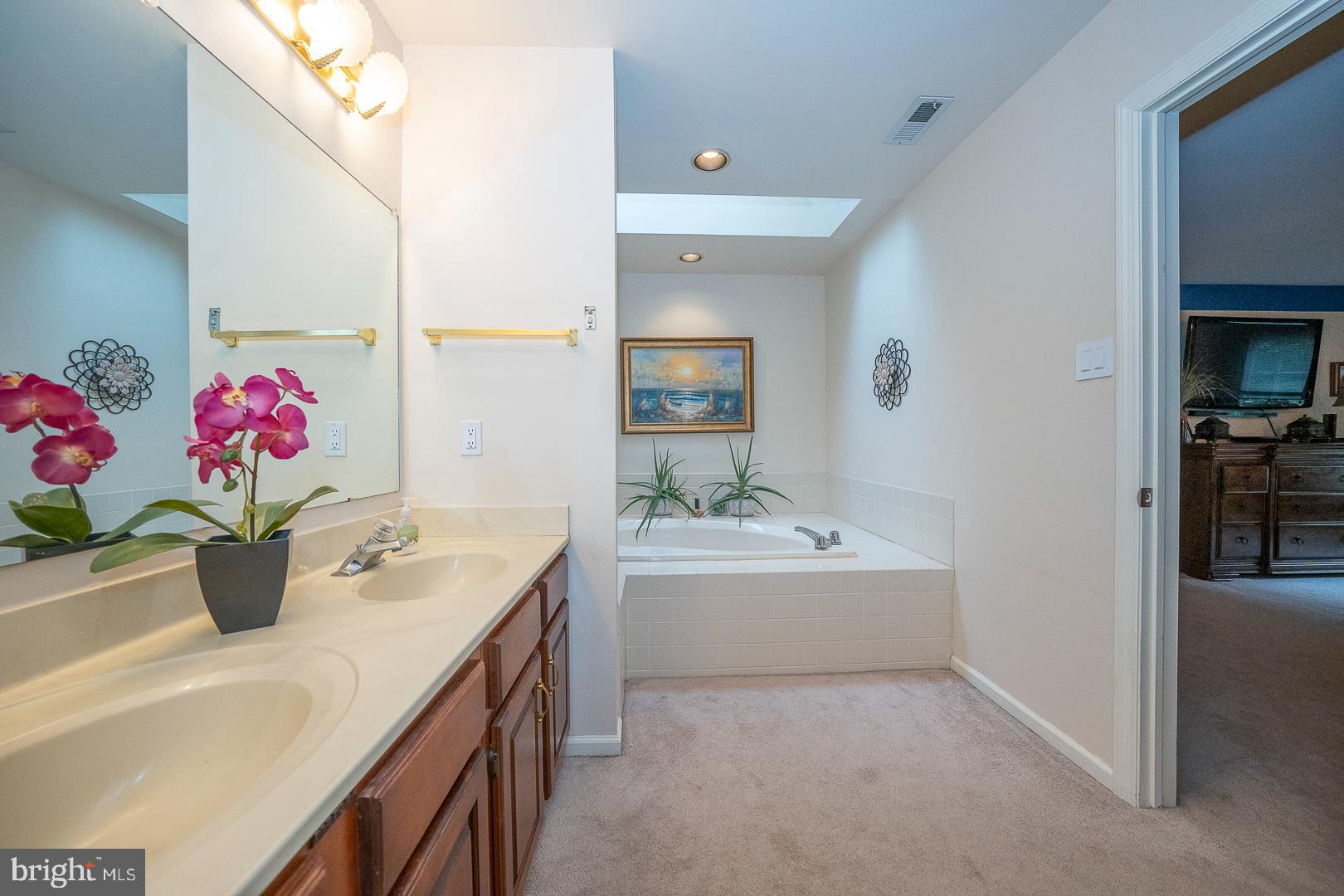 274 Watch Hill Road Exton, PA 19341 - Photo 33 of 58 Owner's Suite Bathroom