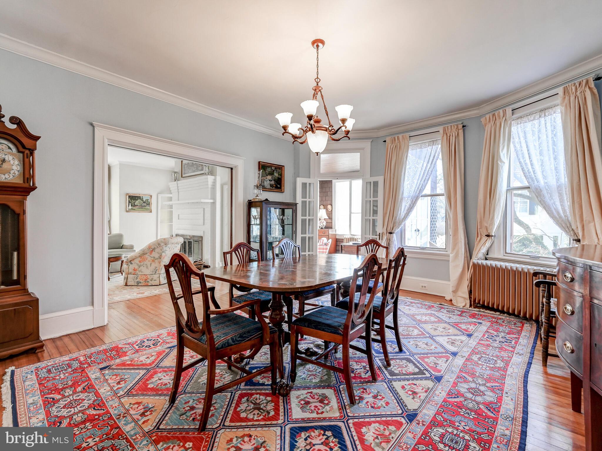 202 Edgevale Road Baltimore, MD 21210 - Photo 13 of 40 Ideal for entertaining