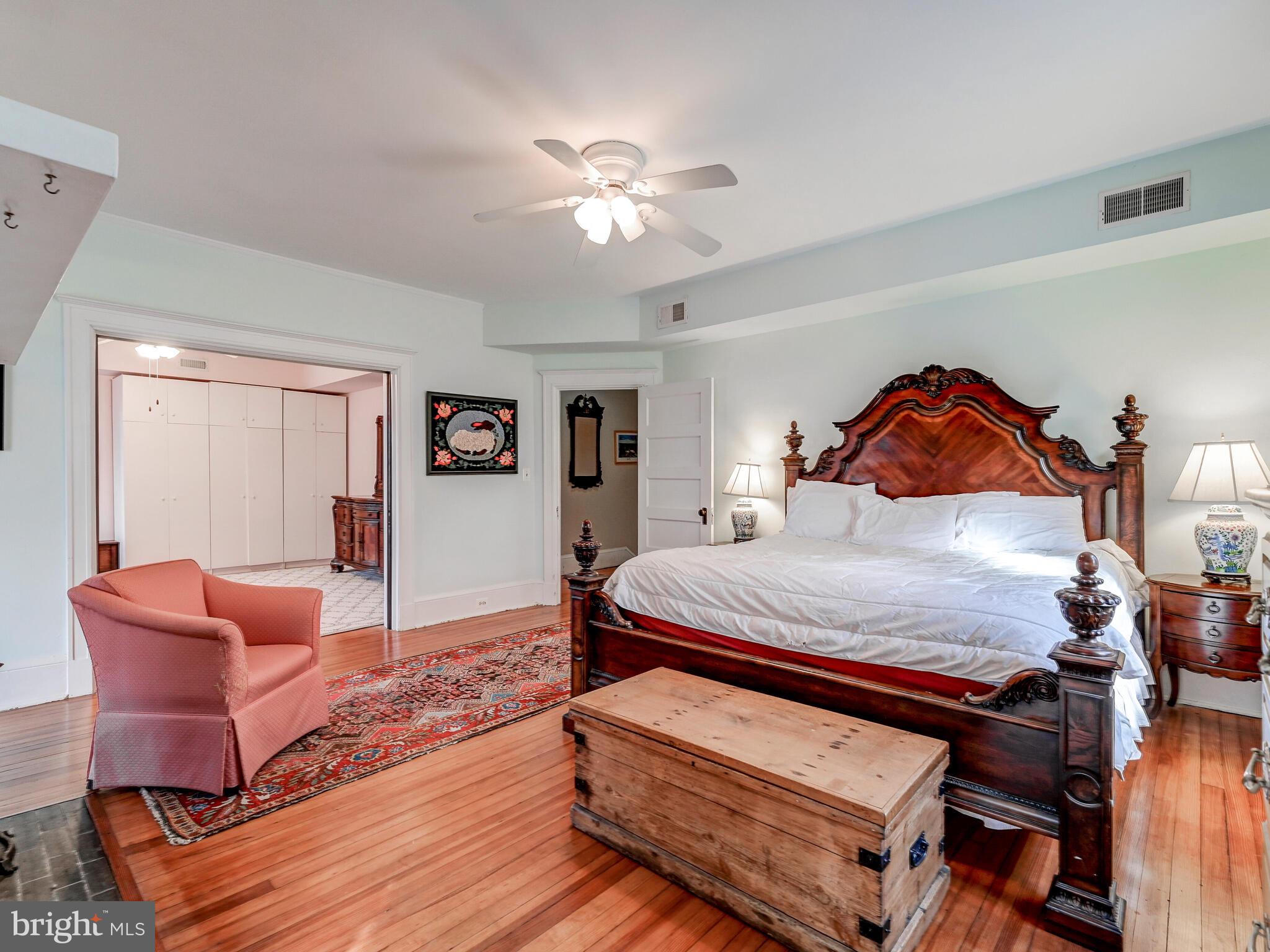 202 Edgevale Road Baltimore, MD 21210 - Photo 24 of 40 Original pocket doors into dressing room