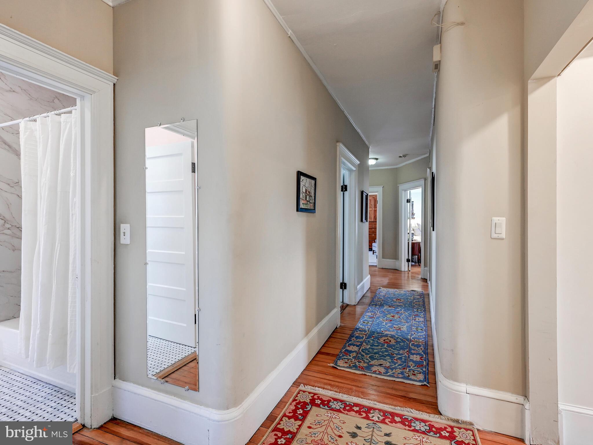 202 Edgevale Road Baltimore, MD 21210 - Photo 29 of 40 2nd floor hallway