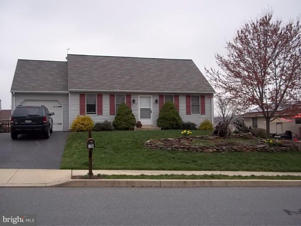 19 Hayloft Road Denver, PA 17517 - Photo 1 of 11 Gallery Image 1