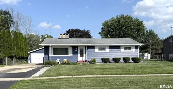 $159,000 | 1633 North Farnham Street, Galesburg, IL 61401