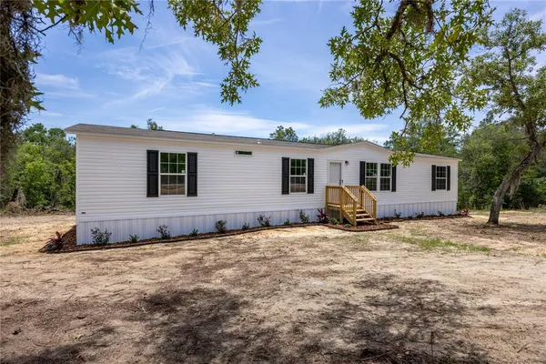 $255,000 | 119 London Avenue, Interlachen, FL 32148