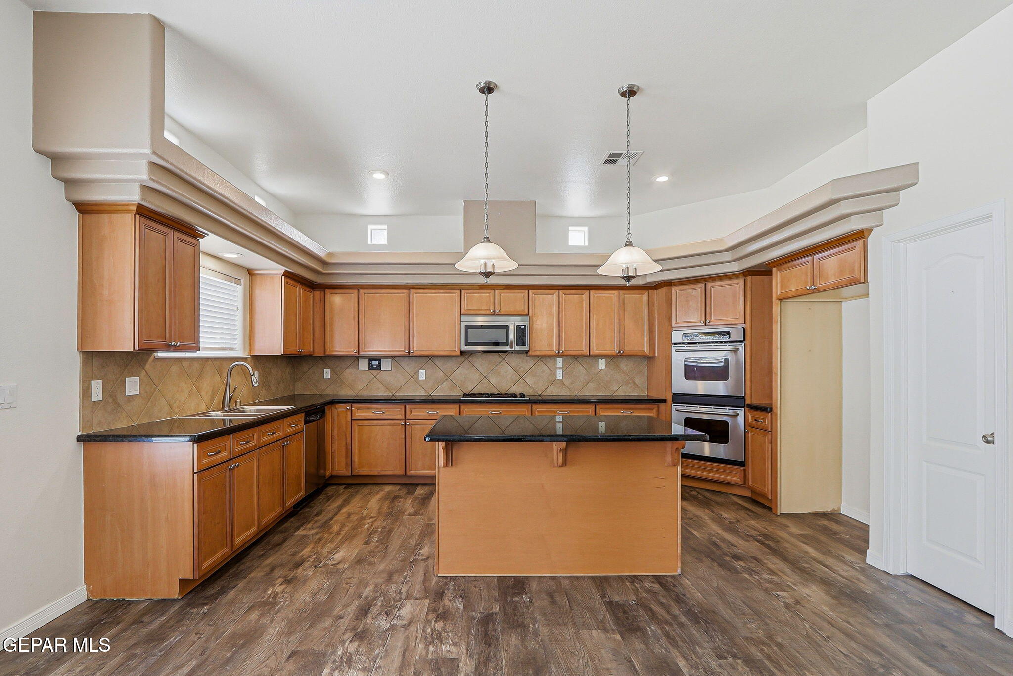 6516 Wind Ridge Drive El Paso, TX 79912 - Photo 24 of 86 37-web-or-mls-IMG_0867