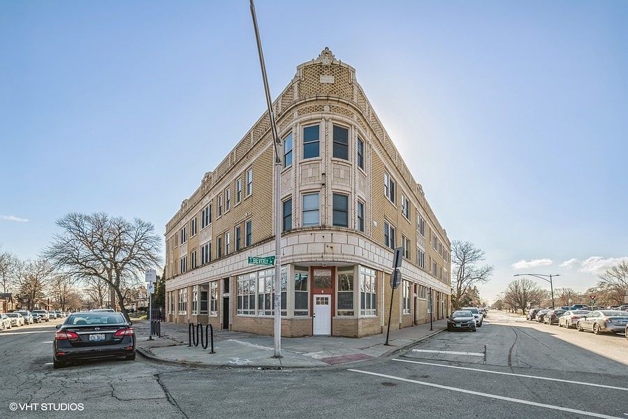 1729 West 91st Street, Unit 2 Chicago, IL 60620 - Photo 1 of 14 a view of a large white building
