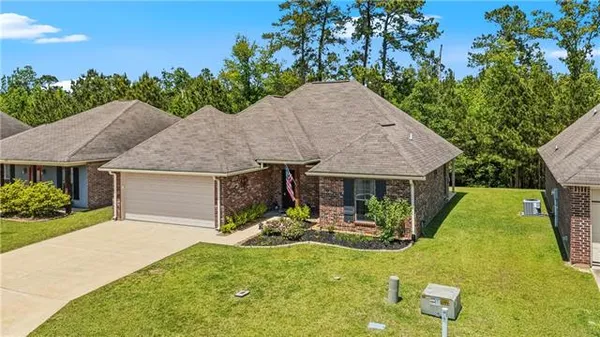 $250,000 | 413 Crossover Road, Pineville, LA 71360