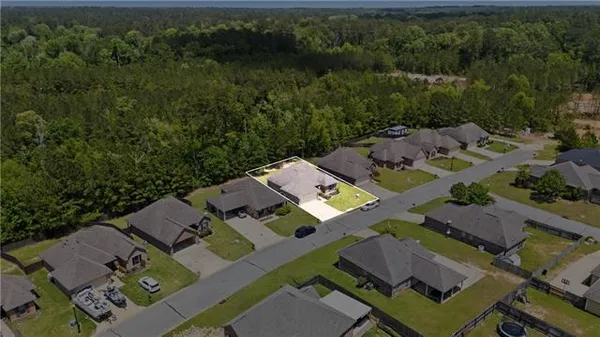 $250,000 | 413 Crossover Road, Pineville, LA 71360