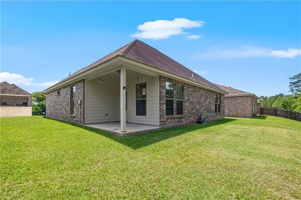 $250,000 | 413 Crossover Road, Pineville, LA 71360